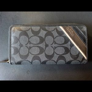 Coach Mens Accordion Zip Wallet
